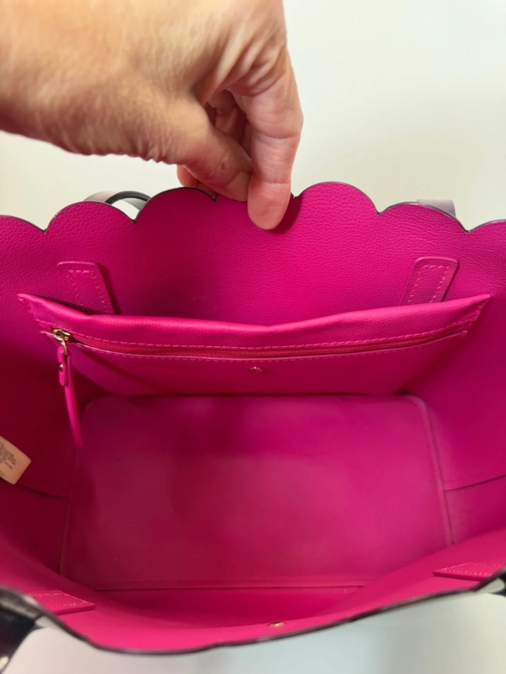 Kate Spade Lily Avenue Carrigan Bag in Deep Merlot Feminine office travel